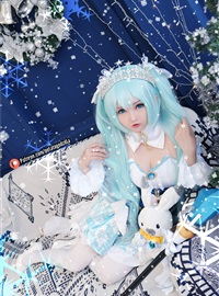 Potato Godzilla NO.026 Snow Miku(41)